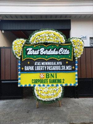 Papan Bunga Duka di Pulau Hanaut