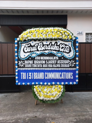 Papan Bunga Duka di Pulau Hanaut